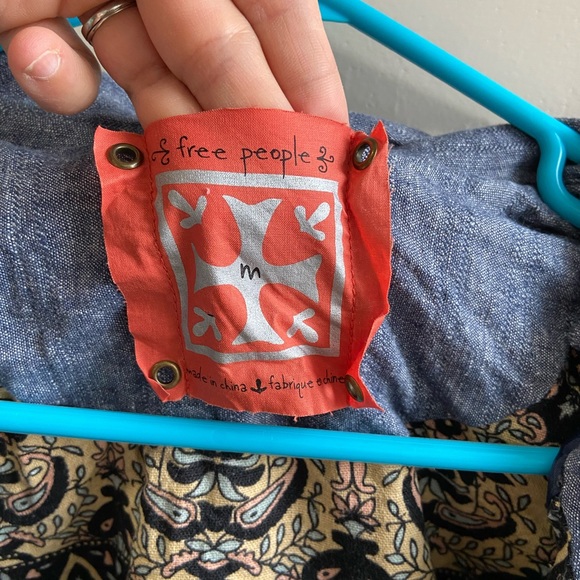 Free People linen baby doll jacket. - Picture 4 of 5